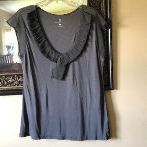 NY&C gray sleeveless top